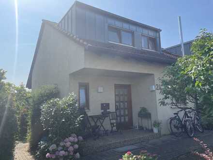 Attraktive Doppelhaushälfte, Top Lage, Top Aussicht, ruhige Seitenstraße, in Sulzgries