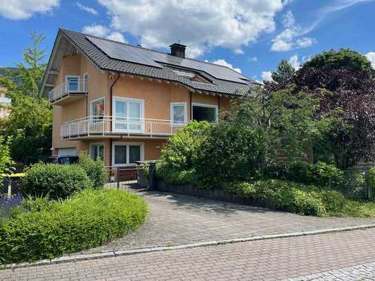 Geräumige, sehr gepflegte 7-Zimmer-Villa in Bestlage Badenweiler