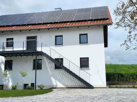Erstbezug nach Vollsanierung: Attraktive EG-Wohnung mit Einbauküche und eigenem Garten