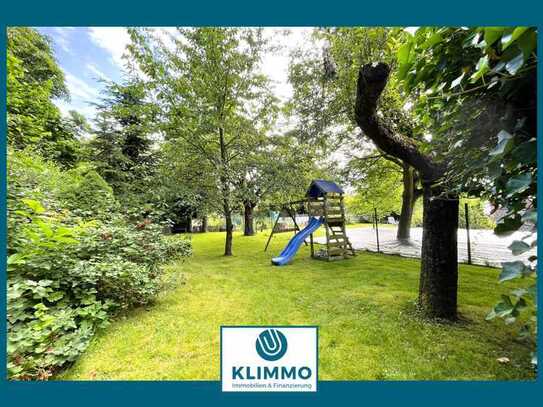 Zwei Einfamilienhäuser nebeneinander in Linnich mit tollem Garten - leerstehend.