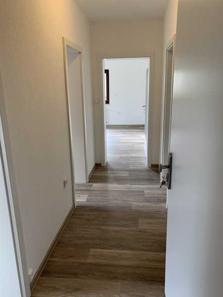                                                               3ZKB mit EBK in A&szlig;lar                                                       in Hohenahr (Lahn-Dill-Kreis)