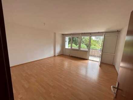 Helle, großzügige 2-Zimmerwohnung