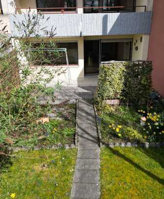 FRÜHJAHRSANGEBOT - Gut aufgeteiltes Reihenhaus mit sonnigem Garten