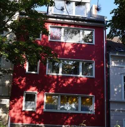 Helle Dachgeschoss Wohnung Köln-Mülheim - Rheinnähe