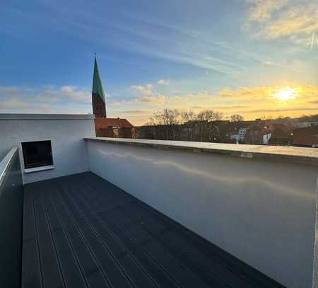 Modern sanierte 2 Zi.-Altbauwohnung mit Dachterrasse auf der Lübecker Altstadtinsel