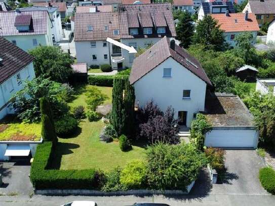 KLEINOD IN WEINGARTEN: 1-FAM.HAUS MIT GROSSZ. GRUNDSTÜCK