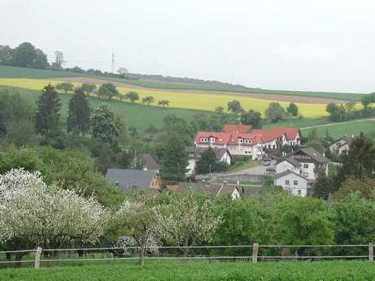Mehrgenerationenhaus in toskanischer Lage - Wohnen wo andere Urlaub machen: