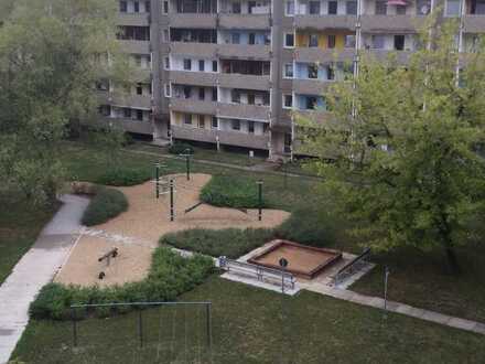 Schöne 4-Zimmerwohnung mit Balkon