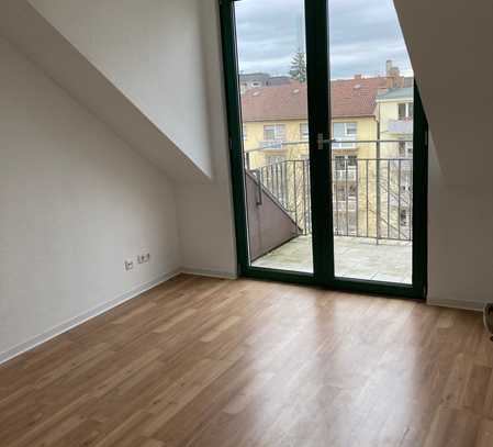 Moderne, helles & geräumiges 2-Zimmer-Wohnung in Offenbach, Berliner Str. 226 - Perfekte Wohnlage