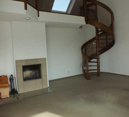 4 Zimmer Penthouse-Eigentumswohnung mit Kaminofen in Bonn Bad Godesberg