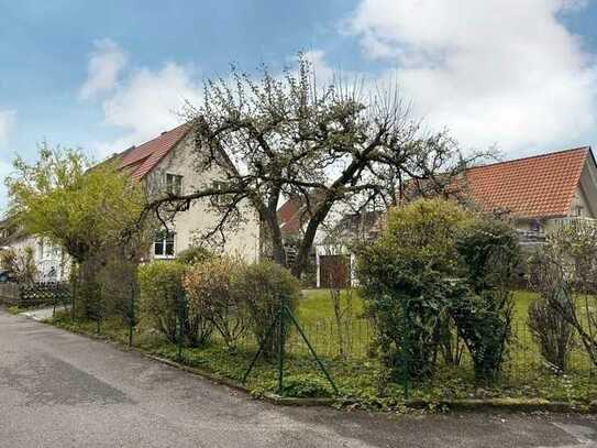 DHH mit großem Garten in beliebter Lage in Baltmannsweiler