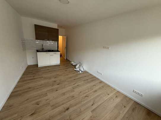 neu saniertes kleines City Apartment ab 01.02.2025 zu vermieten