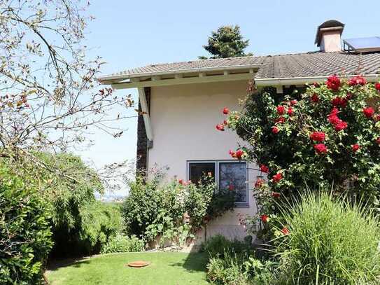 Aufwendig renoviertes Traumhaus mit mediterranem Touch in absoluter Toplage