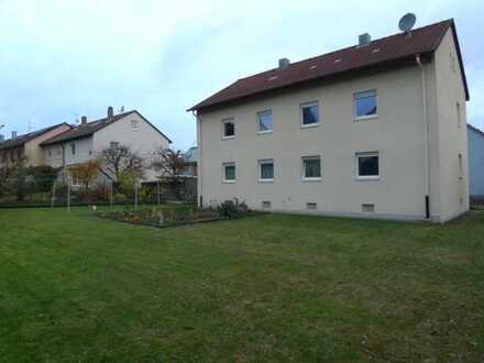 Wohnung mit Gartenanteil und Carport auf Wunsch - Direkt am Vogelschutzpark in Schwabach
