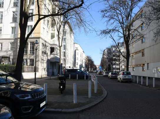 Tiefgaragenstellplatz in Pestalozzistraße zu verkaufen