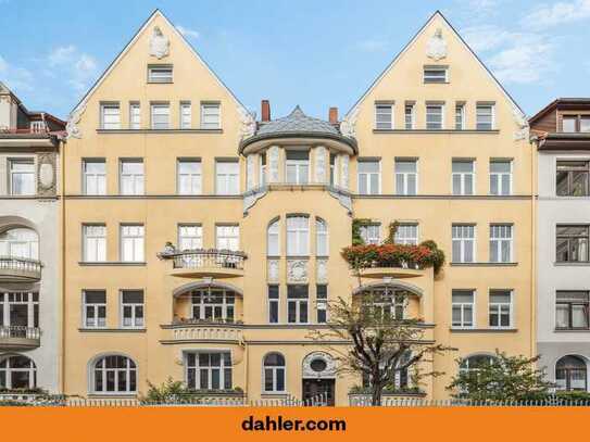 Außergewöhnliche Maisonette-Wohnung mit großer Dachterrasse nahe Lister Meile