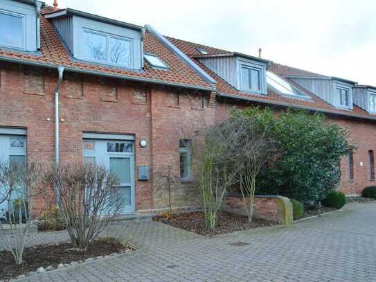 Stilvolles Wohnung im Loftcharakter mit eigenem Eingang, Stellplatz in guter Lage!