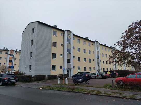 Direkt einziehen: Ideale Single-Wohnung mit 1,5 Zimmern mit Balkon