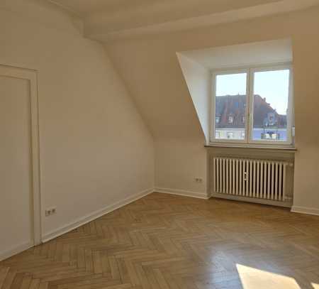 Exklusive 4,5-Raum-Wohnung. Erstbezug nach Kernsanierung im Altbau - Domstraße Würzburg