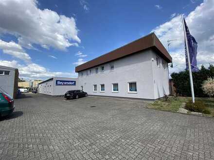 Büro-/Geschäftsgebäude mit Lagerhallen u. kleinem Betriebshof zentrumsnah im Forum Wendenstraße