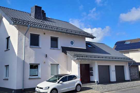 Moderne 3-Zimmerwohnung im Herzen von Neunkirchen mit Balkon u. Garage