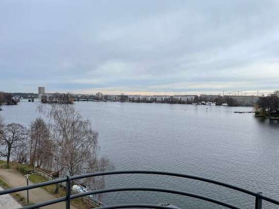 Erstbezug! Schöne helle 3 Zi.-Wohnung mit Blick über die Havel