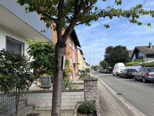 Endlich Platz für ALLE...Freistehendes Haus mit großen Garten