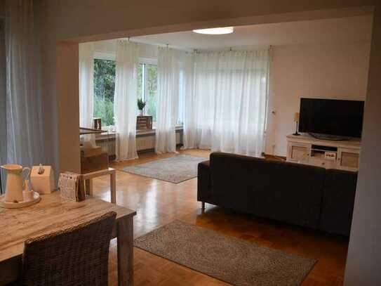 Beste Lage- Ruhig- Renoviert- 4 1/2 Zim. auf 120 m² mit Garten-Terrasse und Garage in Dorsten- Hardt