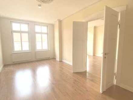 Stadtnahes Wohnen in ruhiger grüner Lage mit Balkon.