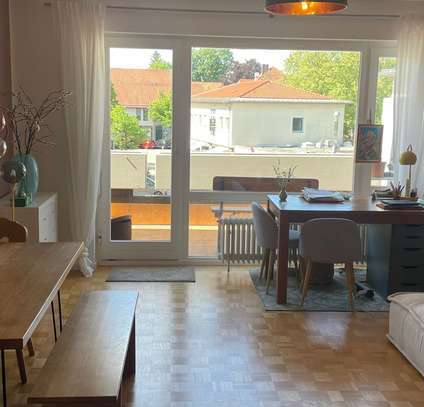 Geschmackvolle 3-Zimmer-Terrassenwohnung mit Balkon und EBK zur Zwischenmiete für mind. 6 Monate