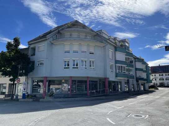 Kapitalanlage! 2-Zi.-Wohnung mit Balkon und TG-Stellplatz im Zentrum von Wehr