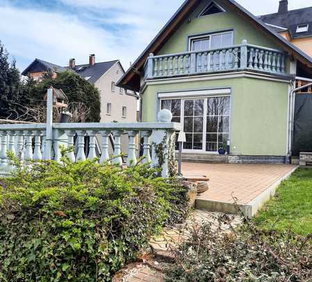 Einfamilienhaus mit großem Garten in guter Lage