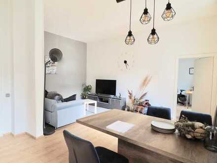 Individuelle und sehr gemütliche 2 Zimmer Wohnung in schönem Jugendstilhaus am Rande der Innenstadt