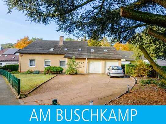 Tolles Haus - tolles Grundstück!
Zweifamilienhaus mit Doppelgarage