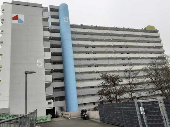 Schöne 1-ZKB Wohnung mit großer Terrasse in MA-Neckarstadt