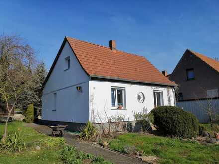 Attraktives und renoviertes 3-Zimmer-Einfamilienhaus zur Miete in Plaue-Kleinbreitenbach
