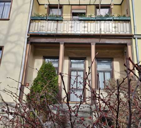 Villa ( 3 Familienhaus) in guter Lage der Stadt Mühlhausen zu verkaufen :)