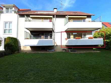 Geschmackvolle Hochparterre-Wohnung mit zwei Zimmern sowie Balkon in Stuttgart-Vaihingen