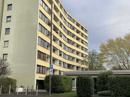 Sonnige neuwertige 1-Zimmer-Wohnung mit Balkon und Einbauküche in Bonn Beuel, nahe Rheinufer
