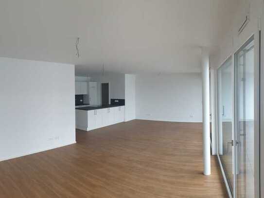 Moderne, helle 3,5-Zimmer-Wohnung mit EBK und Balkon in Meersburg