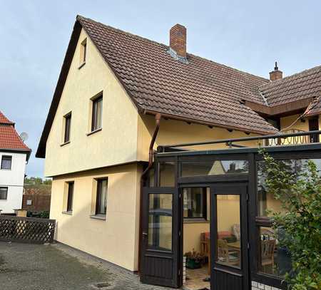 Einfamilienhaus von Privat, mit Wintergarten und Scheune auf großem Grundstück (Bebauung möglich)