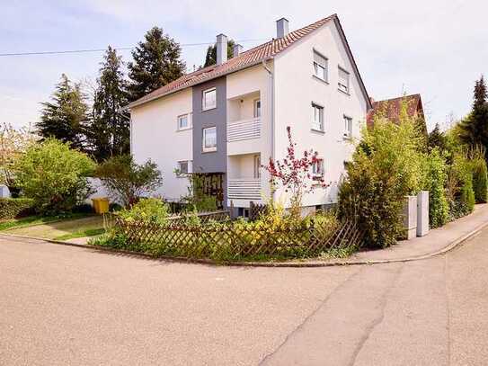 Wunderschöne 4-Zi-Wohnung in Schwaikheim mit 2 Balkonen und Garage.
