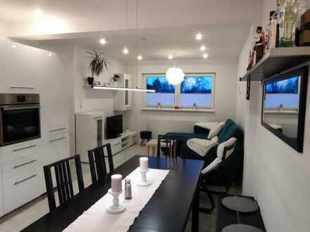 Hochwertige und gut geschnittene 2-Zimmer-Wohnung mit Balkon in Hilden