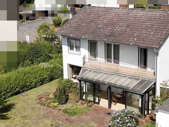 Provisionsfrei; Freistehendes Einfamilienhaus (Massivbauweise) in bester Lage in Kaiserslautern