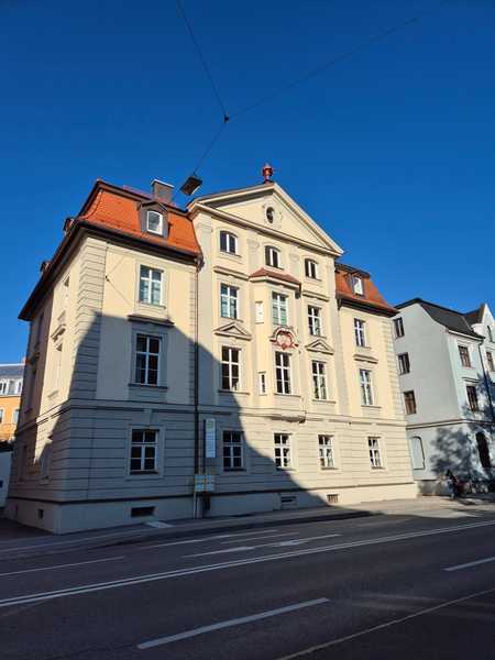                                                               Charmante WG-Zimmer in frisch renoviertem Altbau &ndash; sofort bezugsfertig!                                                       in Münchnerau (Landshut)
