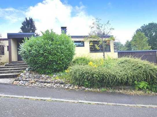 ***Freistehender Bungalow in guter Lage von Lohmar-Weegen***