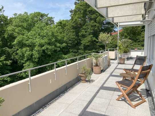 Außergewöhnlich - Penthouse + "80 qm" Dachterrasse !