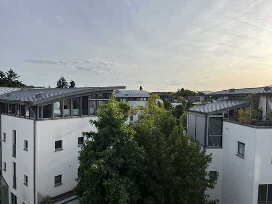 Exklusive, gepflegte 2-Zimmer-Wohnung mit gehobener Innenausstattung mit Balkon in Köln Sülz