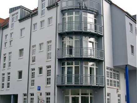 POCHERT IMMOBILIEN - Tiefgaragen-Stellplatz in Kaiserslautern - Altstadt zu vermieten