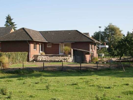 Großzügiges 6-Zi-Haus mit großem Garten bei Bargteheide